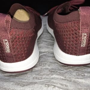 Skechers GO GOLF Burgundy Sneakers